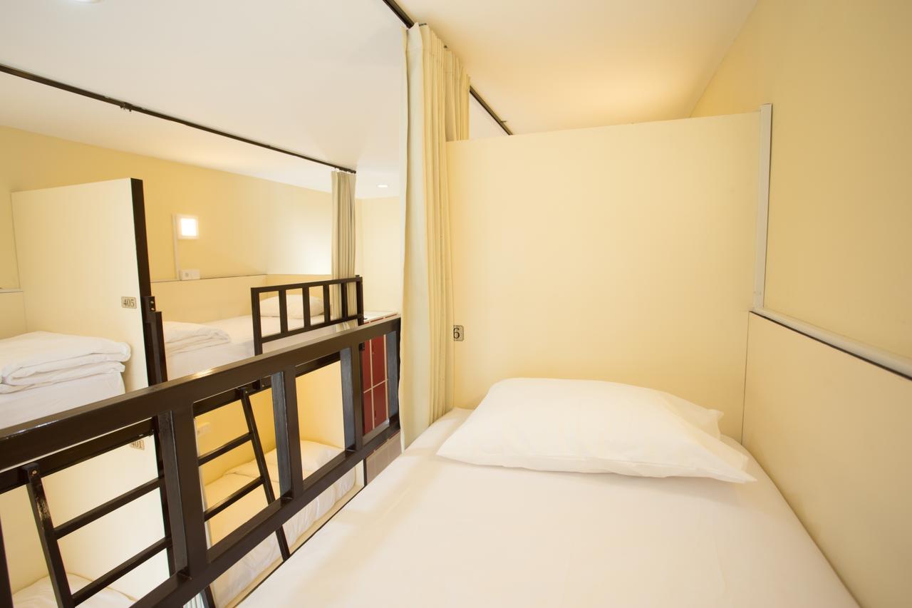 V Canggu Dormitory Extérieur photo